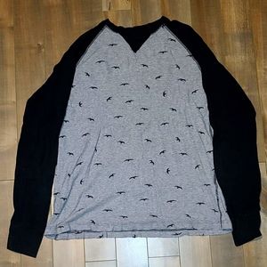 T-shirt with birds pattern (black and grey)